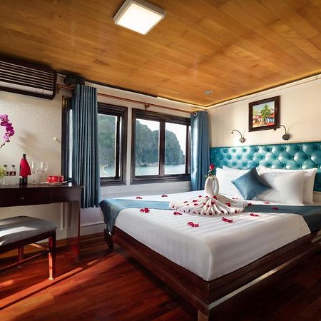 Отель Charm Boutique Cruise Халонг Экстерьер фото